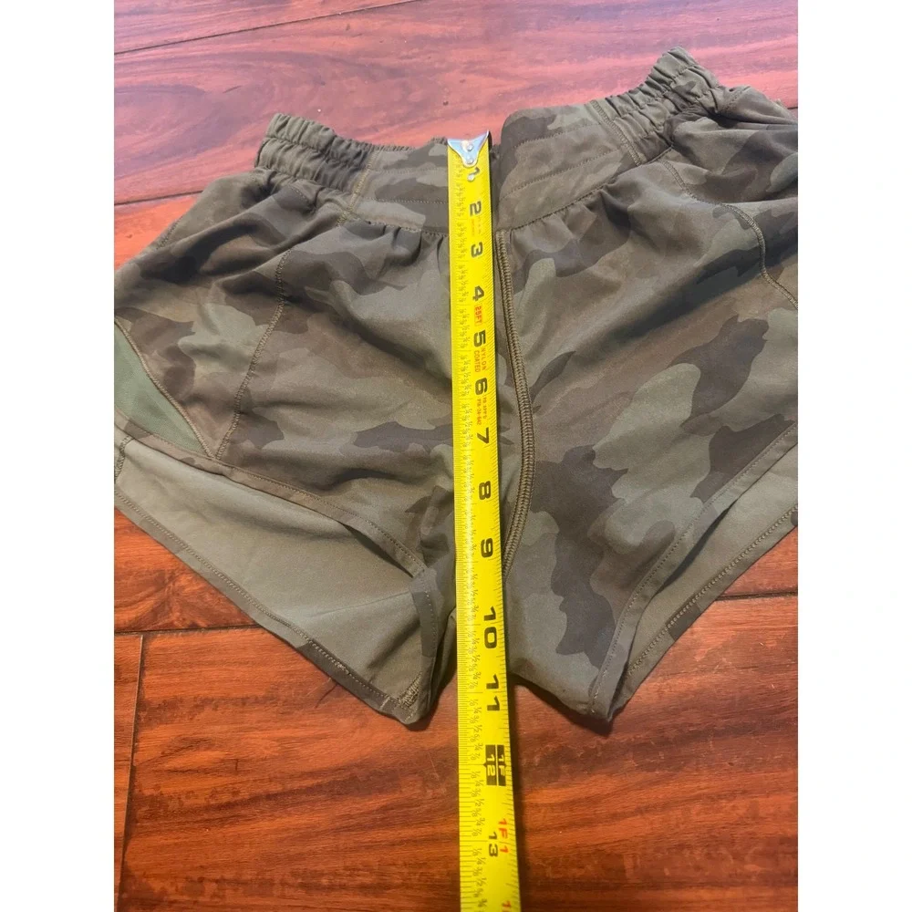 Lululemon Hotty Hot Shorts Size 4 Heritage Camo Green Running Athletic Lined